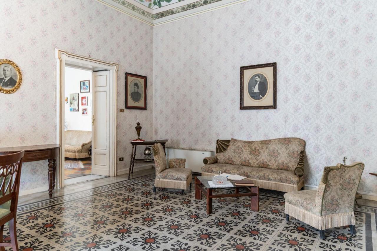 Palazzo Il Cavaliere B&B De Charme Модика Экстерьер фото