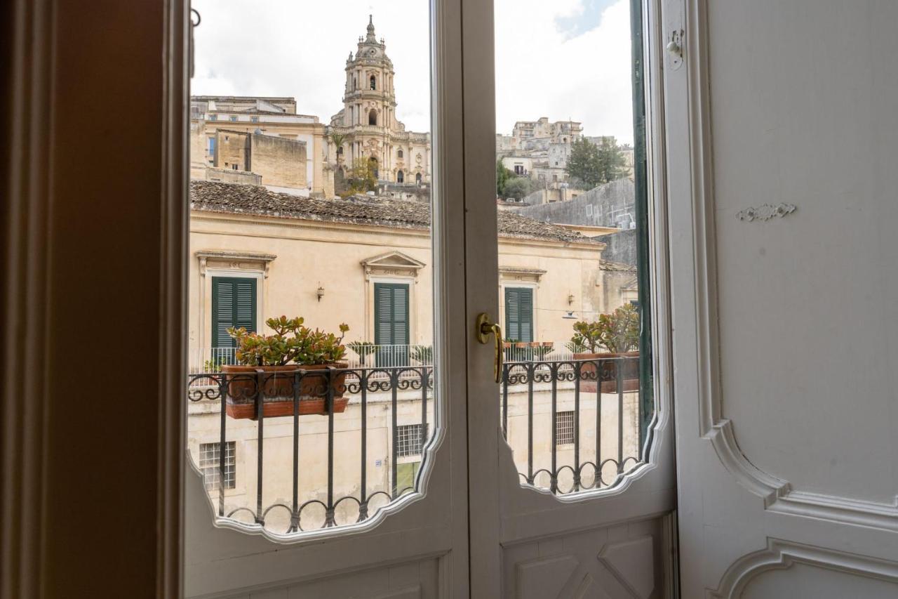 Palazzo Il Cavaliere B&B De Charme Модика Экстерьер фото