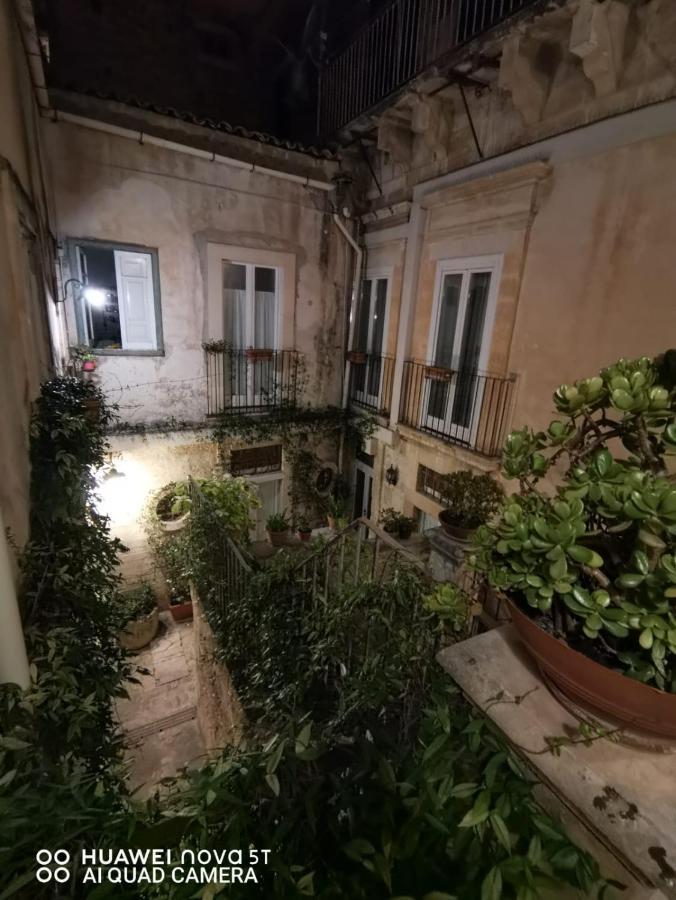 Palazzo Il Cavaliere B&B De Charme Модика Экстерьер фото