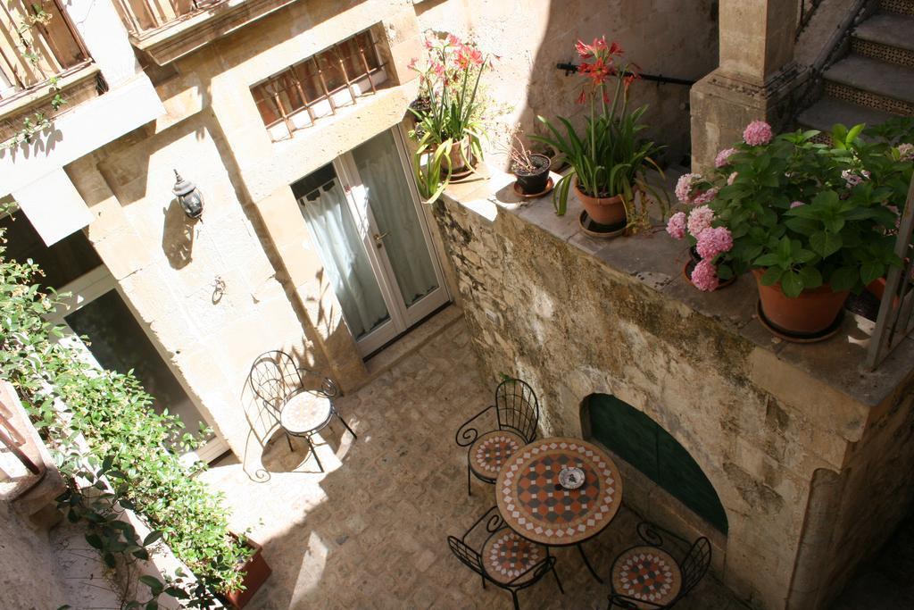 Palazzo Il Cavaliere B&B De Charme Модика Экстерьер фото