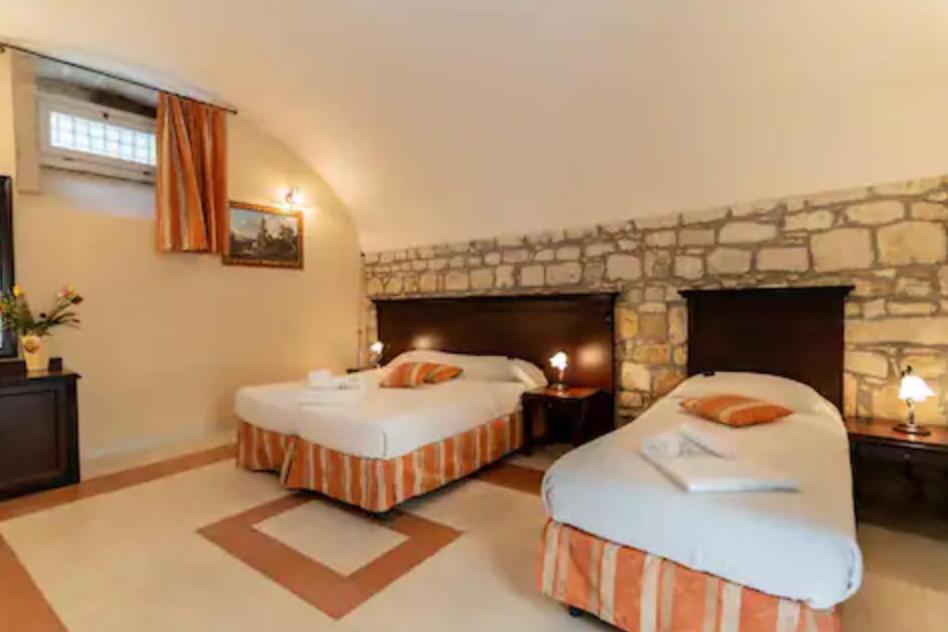 Palazzo Il Cavaliere B&B De Charme Модика Экстерьер фото