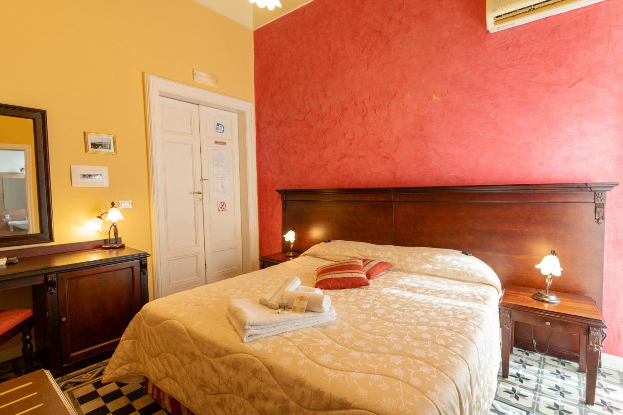 Palazzo Il Cavaliere B&B De Charme Модика Номер фото