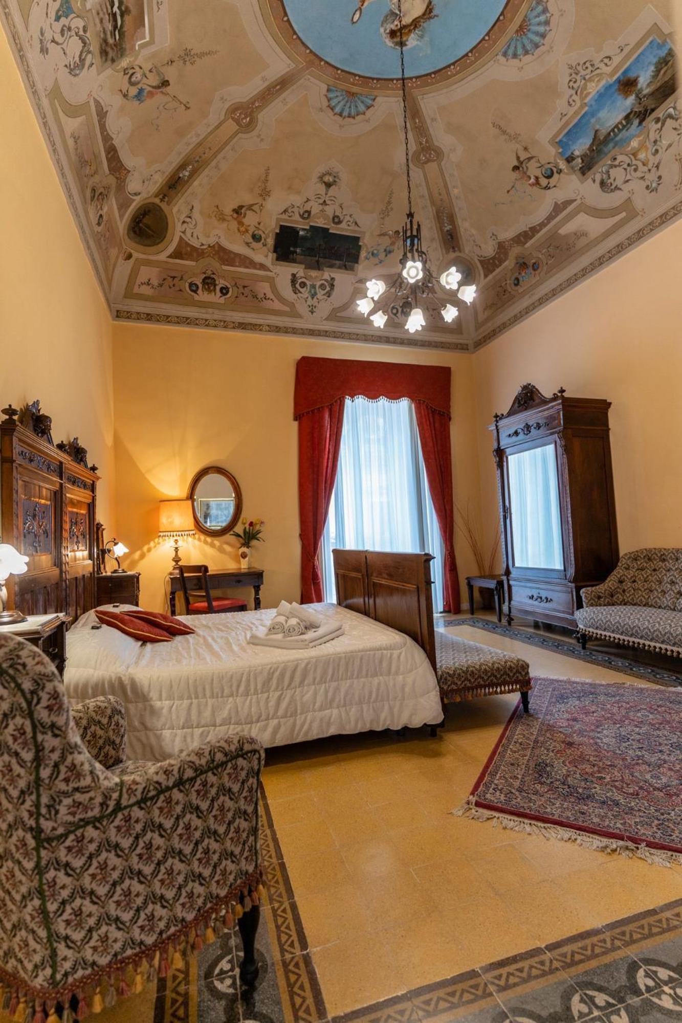 Palazzo Il Cavaliere B&B De Charme Модика Номер фото